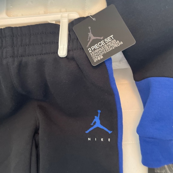 NWT Michael Jordon Sweatsuit Sz: 4t - Picture 6 of 8